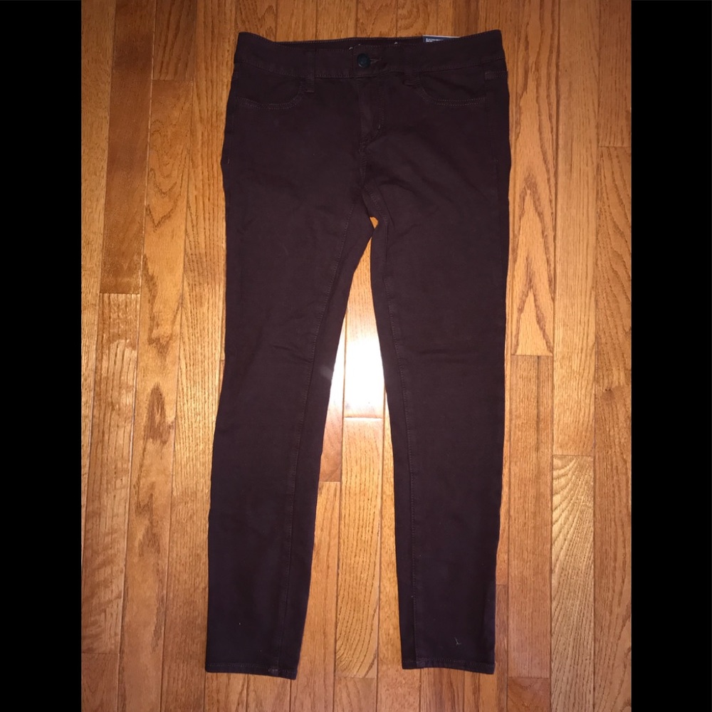 American Eagle NWT knit jeggings in burgundy!